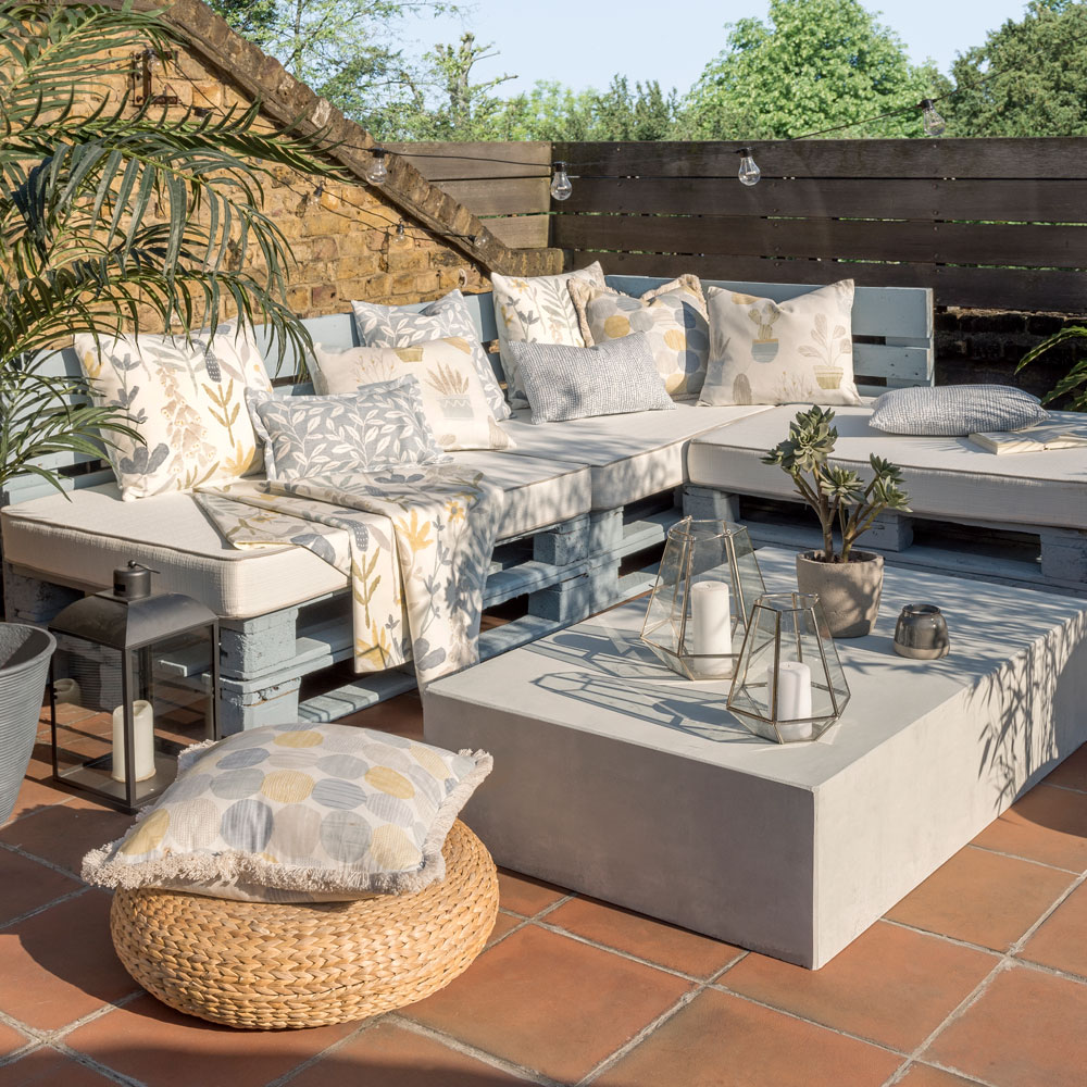 Bellflower Chambray/Honey fabric Roof Garden Studio G