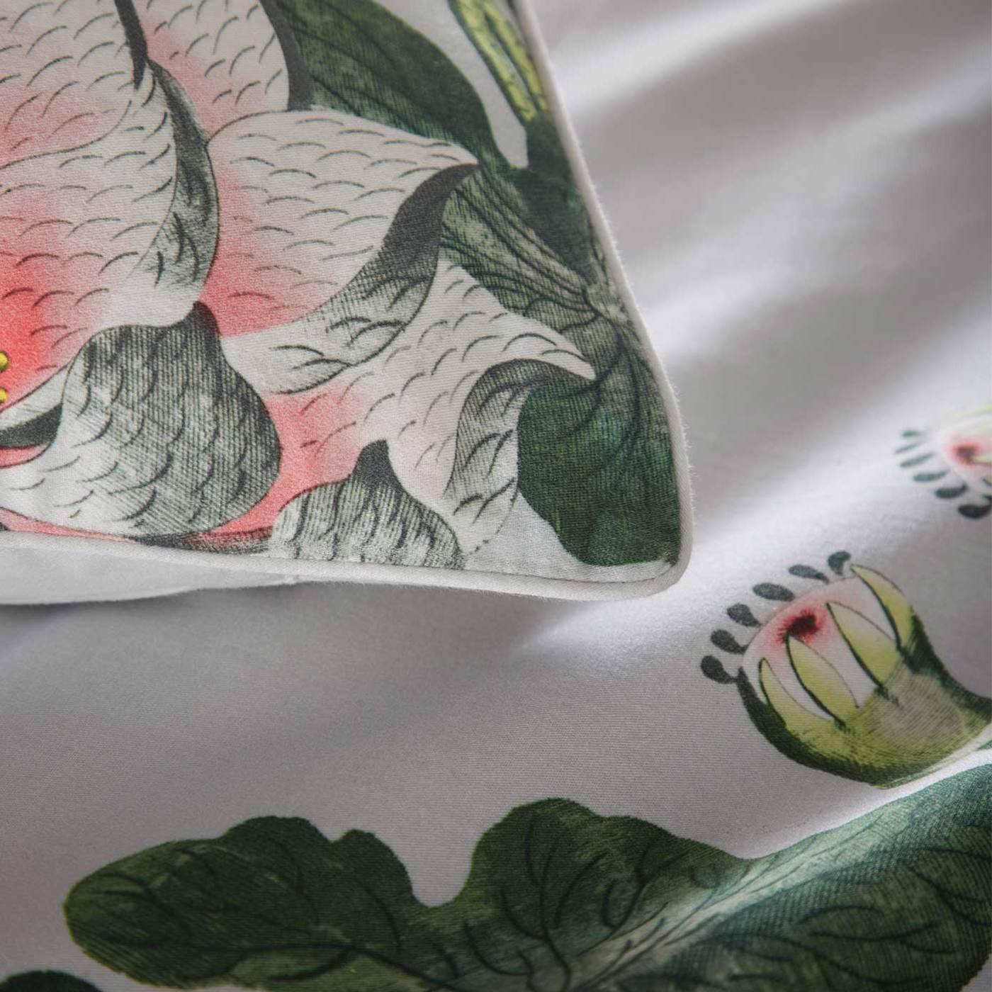 Waterlily Dove Duvet Set Wedgewood Bedding